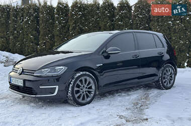 Хетчбек Volkswagen e-Golf 2017 в Луцьку