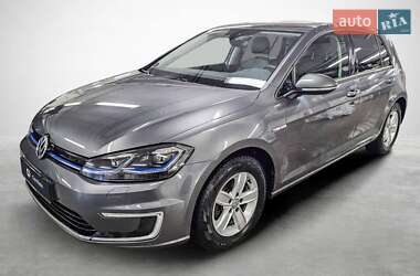 Хетчбек Volkswagen e-Golf 2018 в Києві