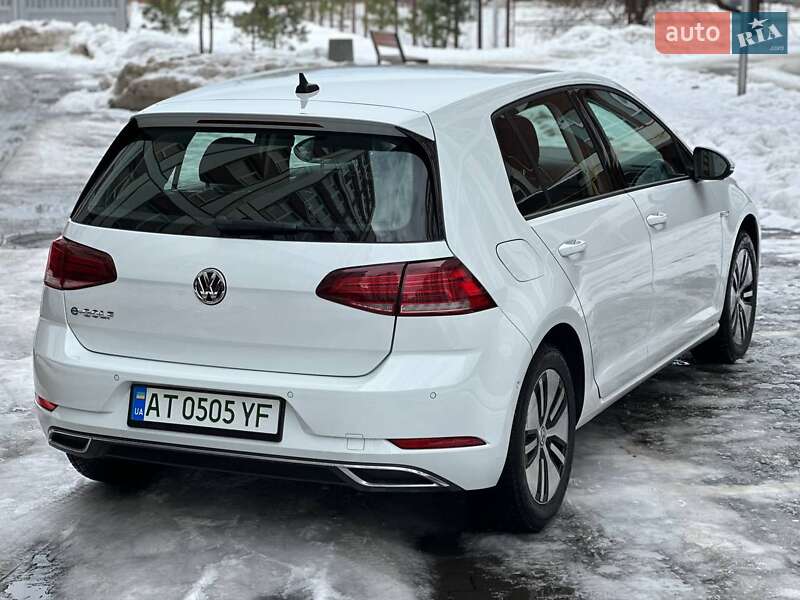Хэтчбек Volkswagen e-Golf 2019 в Ивано-Франковске