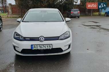 Хетчбек Volkswagen e-Golf 2014 в Ужгороді