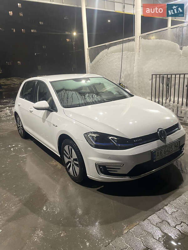 Хэтчбек Volkswagen e-Golf 2020 в Луцке