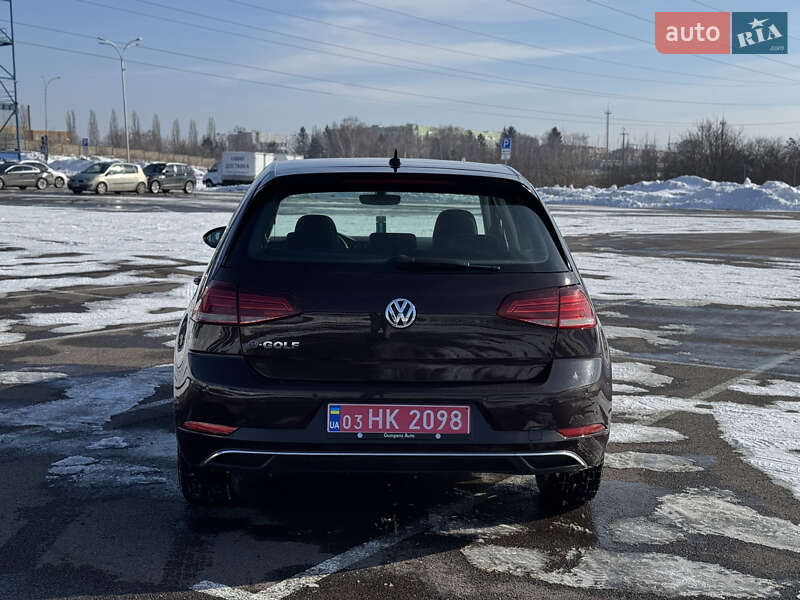 Хэтчбек Volkswagen e-Golf 2017 в Ровно