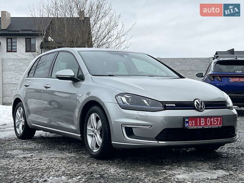 Volkswagen e-Golf 2016