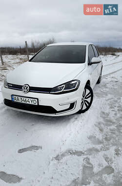 Хетчбек Volkswagen e-Golf 2018 в Києві