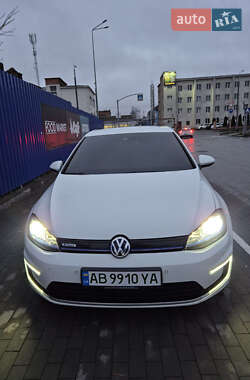 Хэтчбек Volkswagen e-Golf 2014 в Виннице