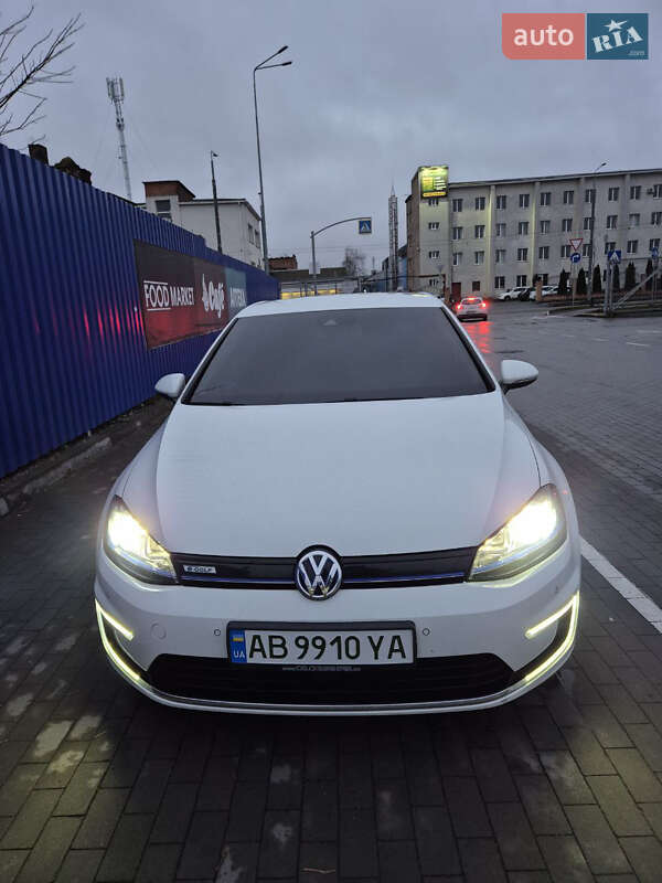 Volkswagen e-Golf 2014