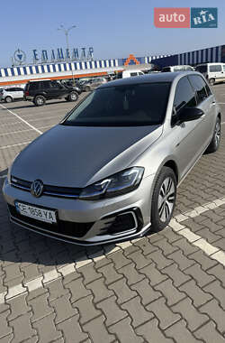 Хетчбек Volkswagen e-Golf 2019 в Чернівцях