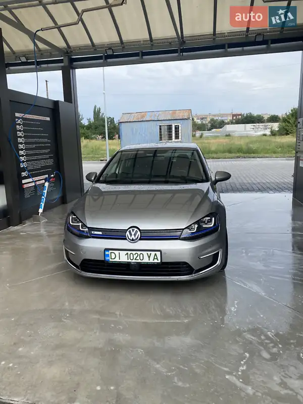 Volkswagen e-Golf
