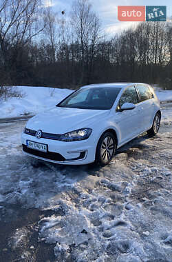Хэтчбек Volkswagen e-Golf 2015 в Звягеле