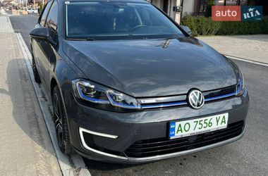 Хэтчбек Volkswagen e-Golf 2017 в Ужгороде