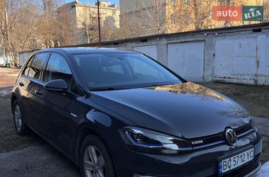 Хетчбек Volkswagen e-Golf 2018 в Львові