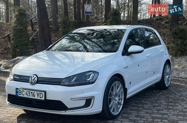 Хэтчбек Volkswagen e-Golf 2015 в Трускавце