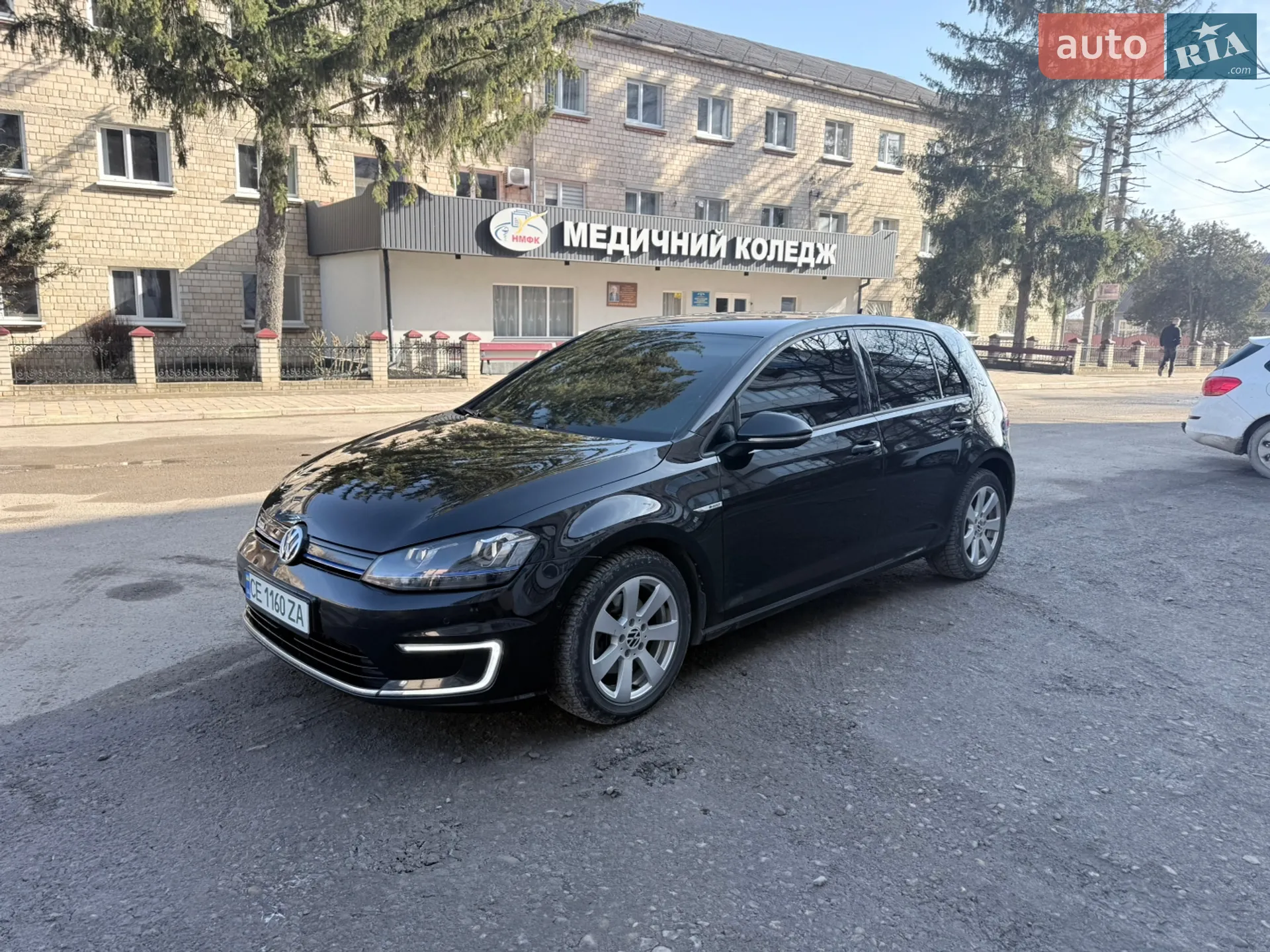 2014 Volkswagen Golf - мініатюра 2