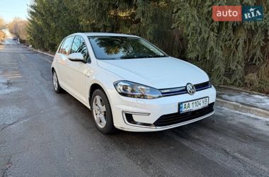 Хетчбек Volkswagen e-Golf 2017 в Києві
