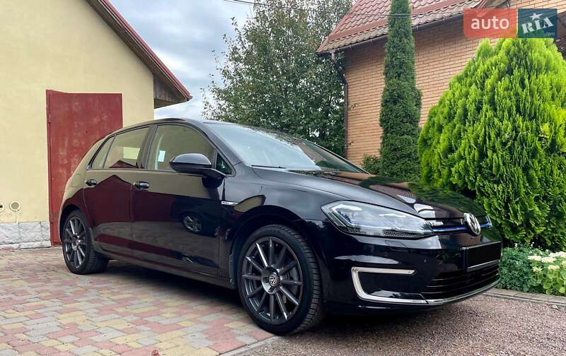 Volkswagen e-Golf 2017