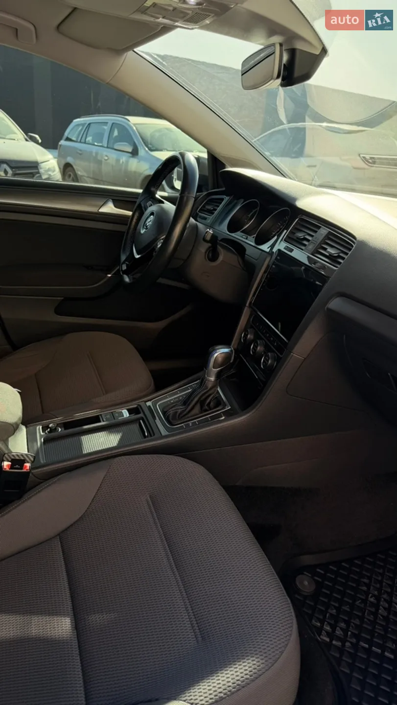 2019 Volkswagen Golf - мініатюра 11