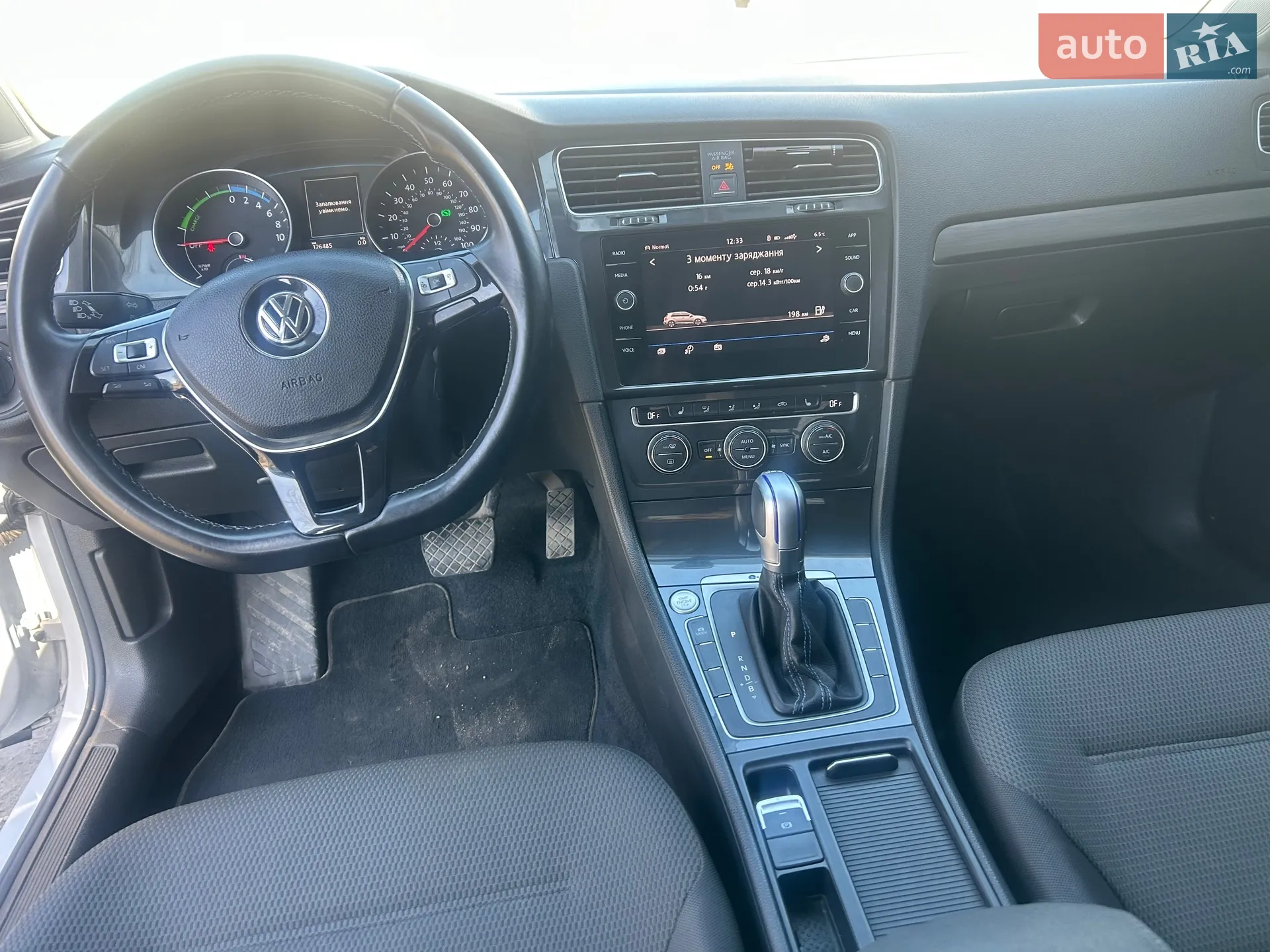2017 Volkswagen Golf - мініатюра 25