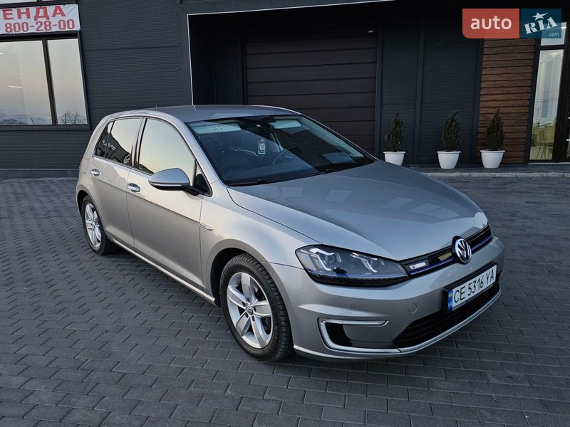 Volkswagen e-Golf 2015