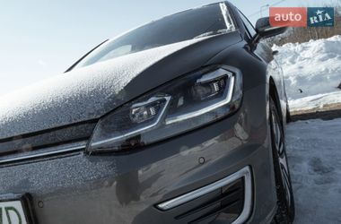 Хетчбек Volkswagen e-Golf 2020 в Львові