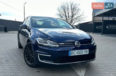 Хэтчбек Volkswagen e-Golf 2017 в Львове