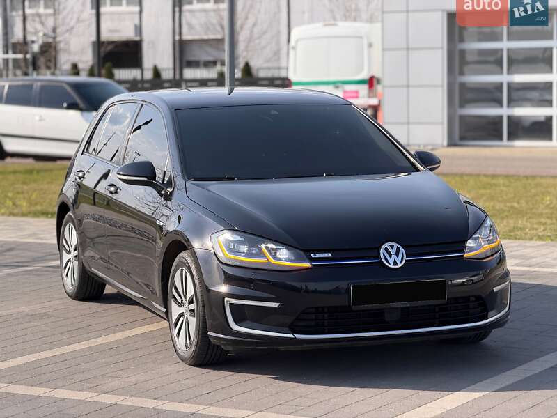 Volkswagen e-Golf 2017