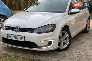 Хетчбек Volkswagen e-Golf 2015 в Львові