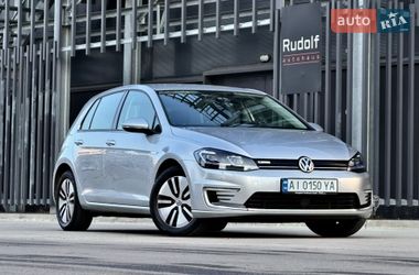 Хэтчбек Volkswagen e-Golf 2019 в Киеве