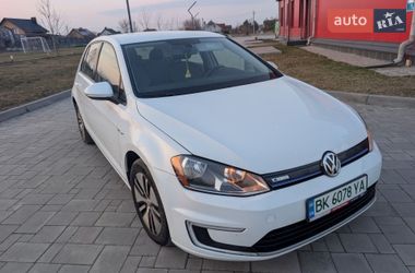 Хетчбек Volkswagen e-Golf 2016 в Рівному