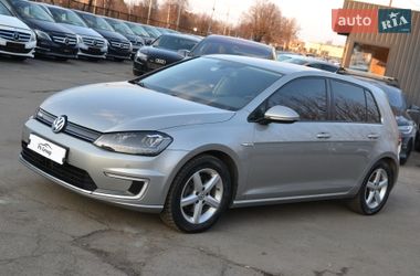 Хэтчбек Volkswagen e-Golf 2015 в Луцке