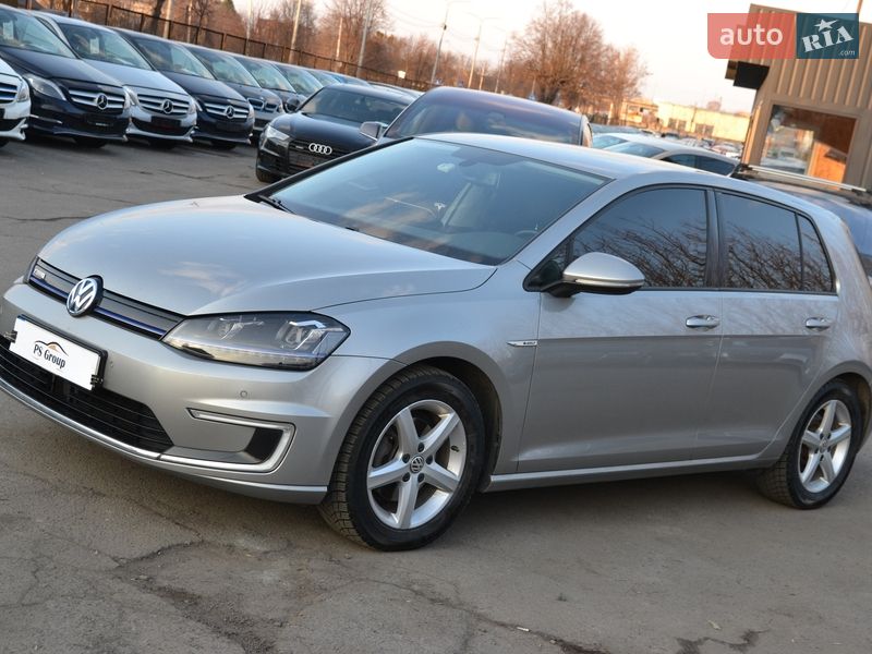 Volkswagen e-Golf 2015 Volkswagen e-Golf 2015