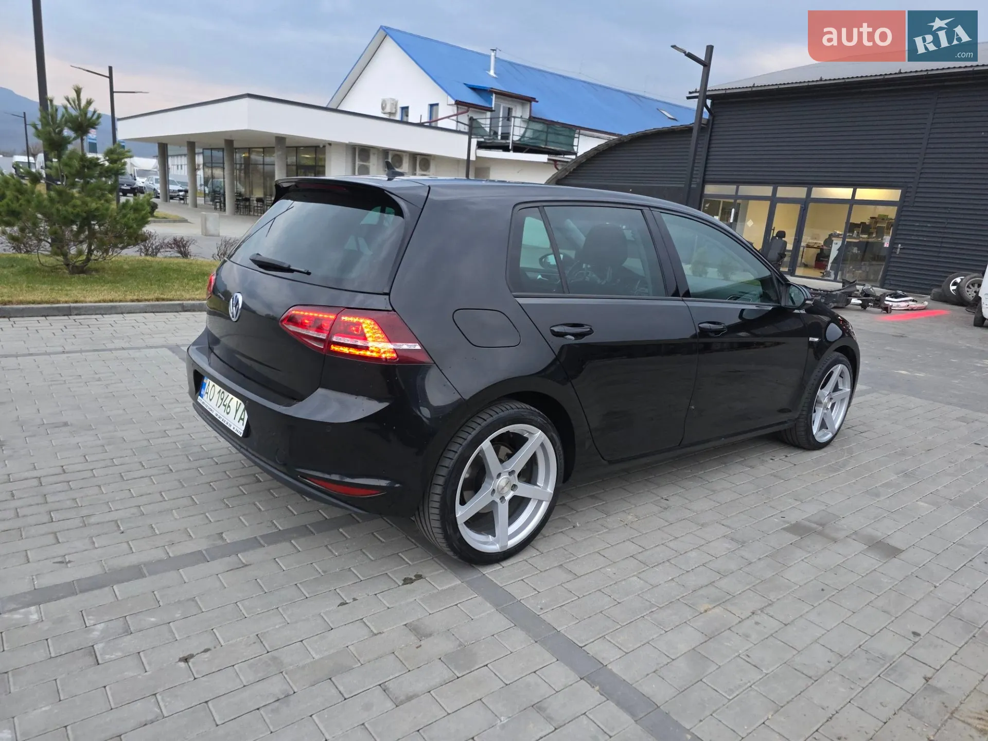 2015 Volkswagen Golf - мініатюра 3