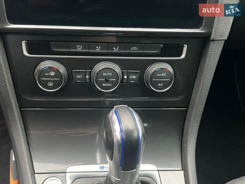 Хэтчбек Volkswagen e-Golf 2018 в Одессе