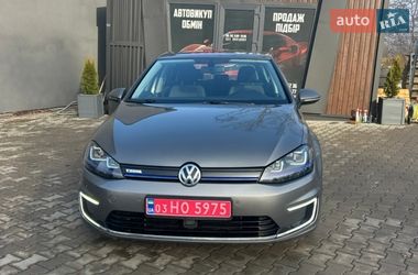 Хэтчбек Volkswagen e-Golf 2015 в Черновцах