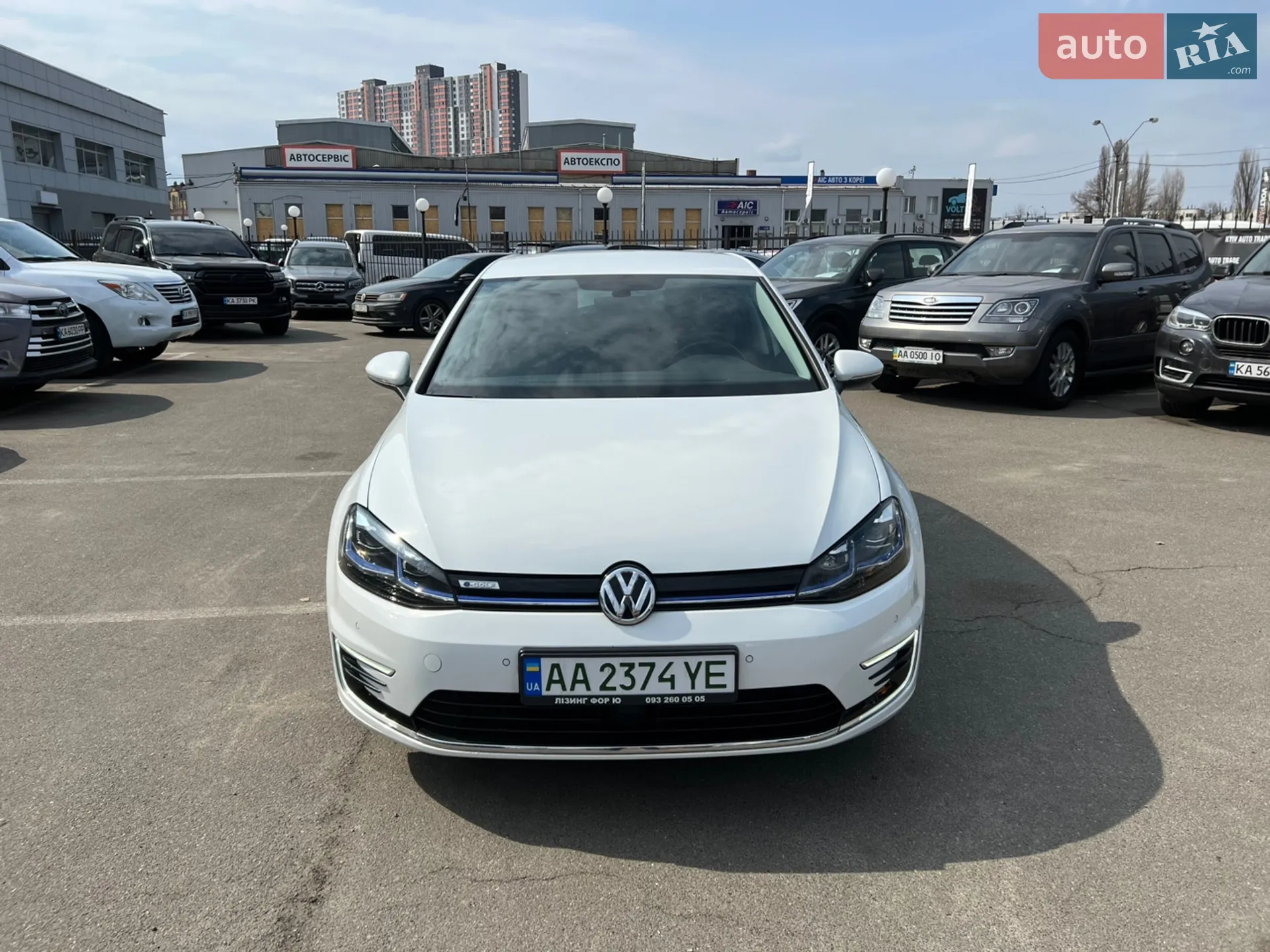 2020 Volkswagen Golf - мініатюра 2