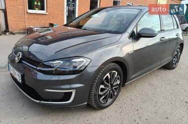 Хэтчбек Volkswagen e-Golf 2017 в Львове