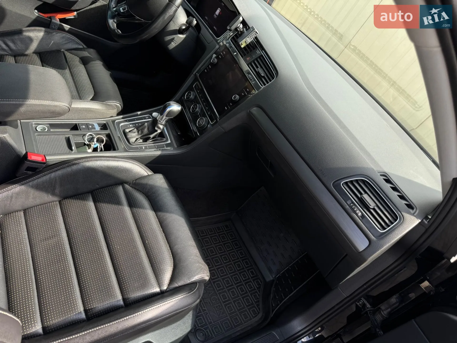 2019 Volkswagen Golf - мініатюра 17