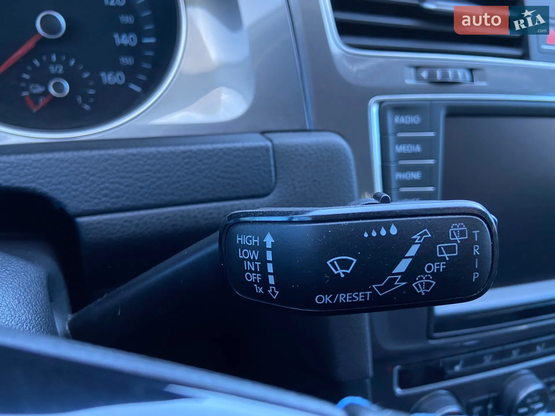 2014 Volkswagen Golf - мініатюра 33