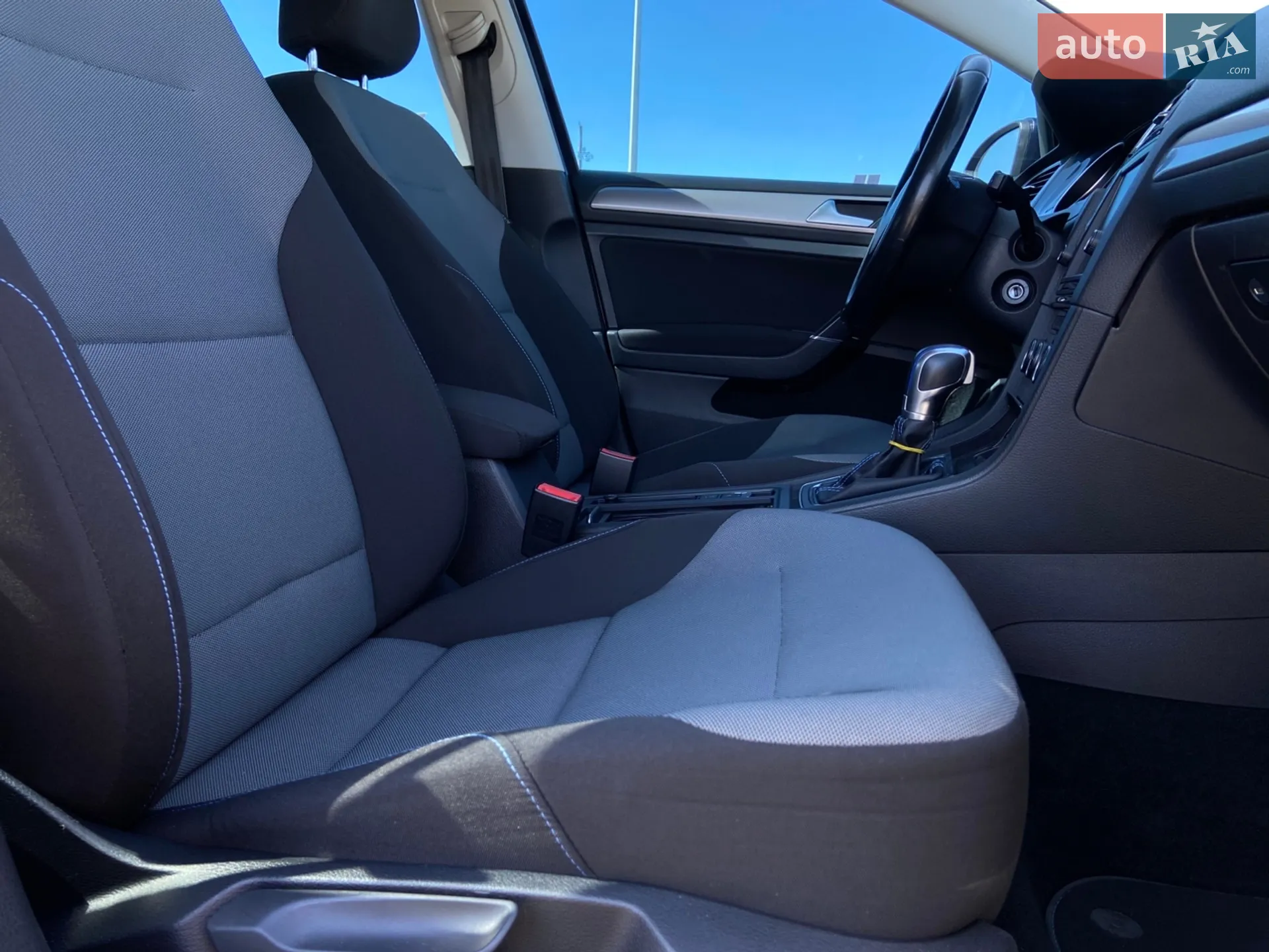2014 Volkswagen Golf - мініатюра 44