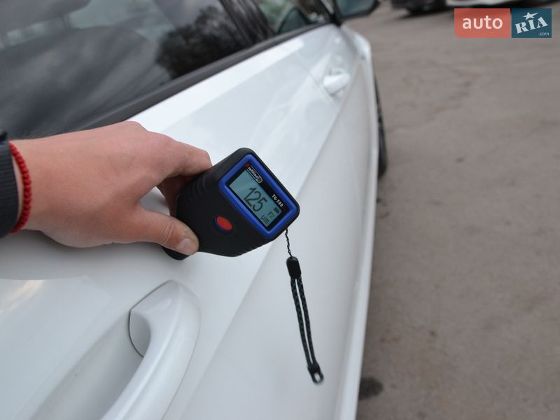 Хэтчбек Volkswagen e-Golf 2015 в Луцке