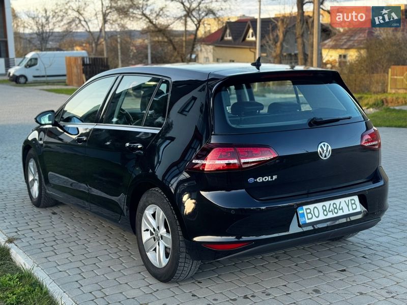 Хэтчбек Volkswagen e-Golf 2015 в Чорткове