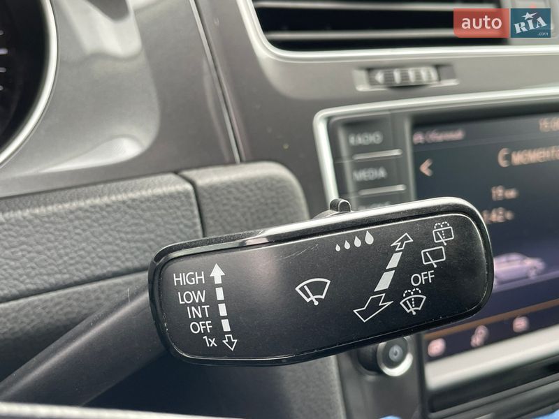 Хэтчбек Volkswagen e-Golf 2016 в Львове