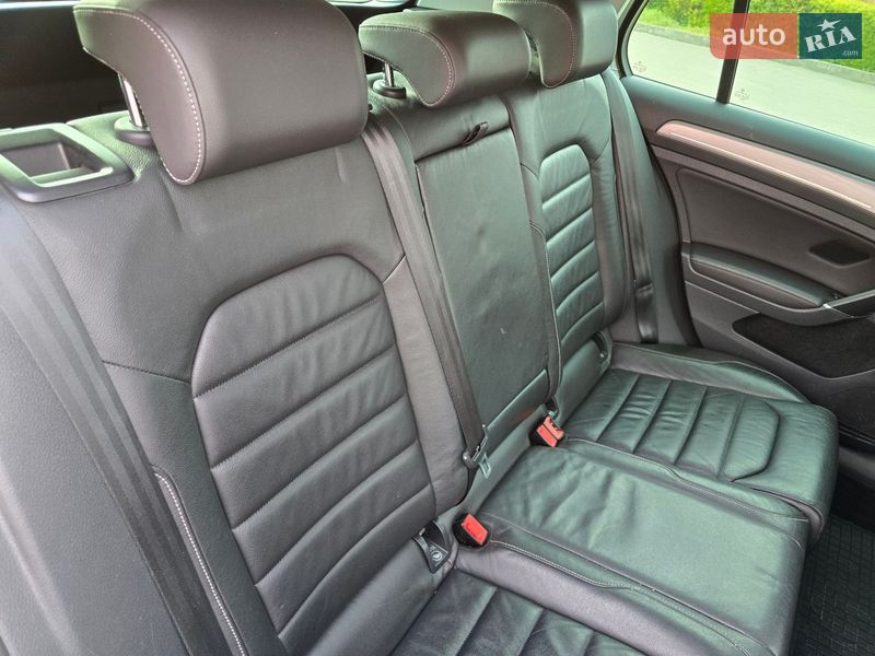 Хэтчбек Volkswagen e-Golf 2014 в Владимире