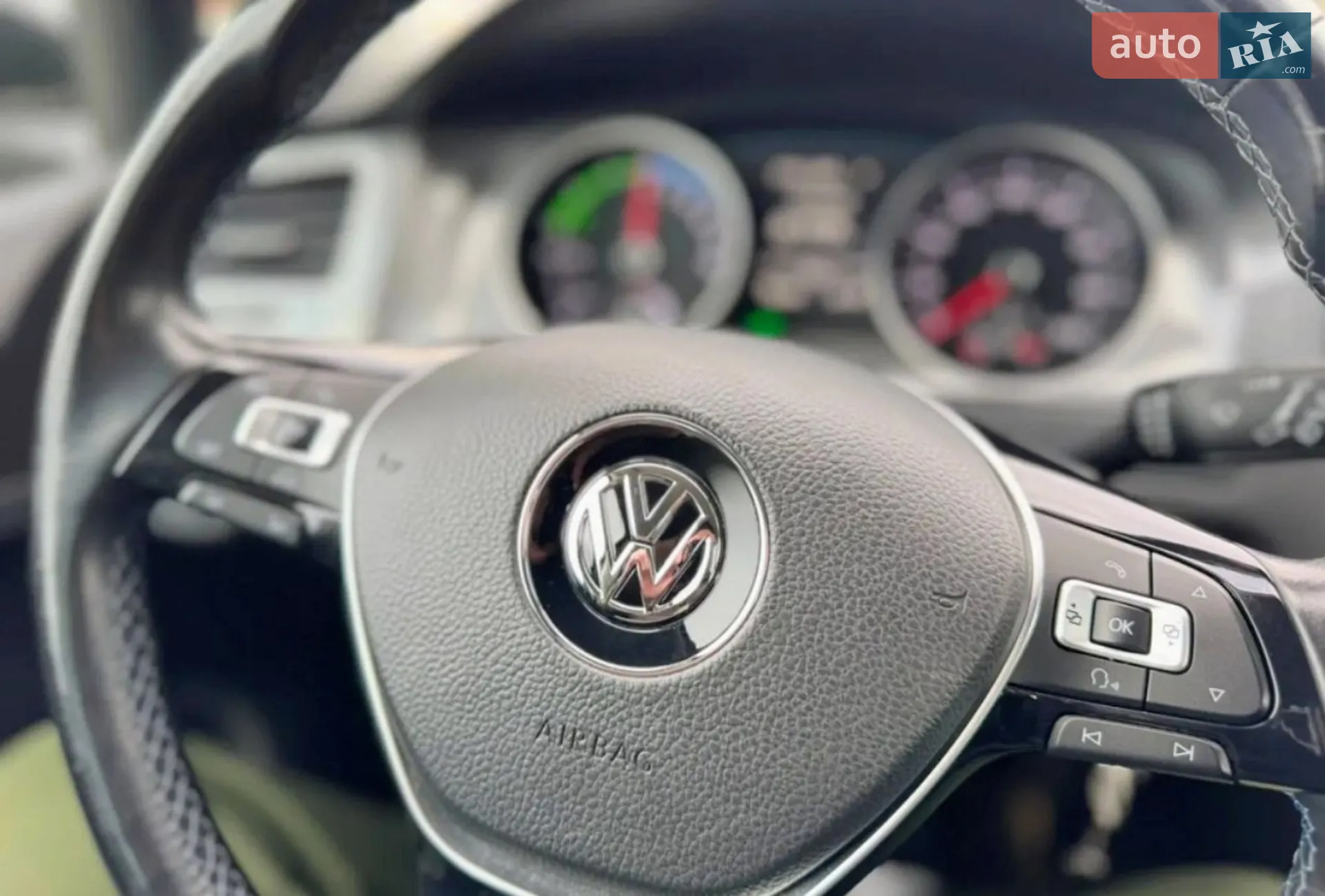 2016 Volkswagen Golf - мініатюра 36