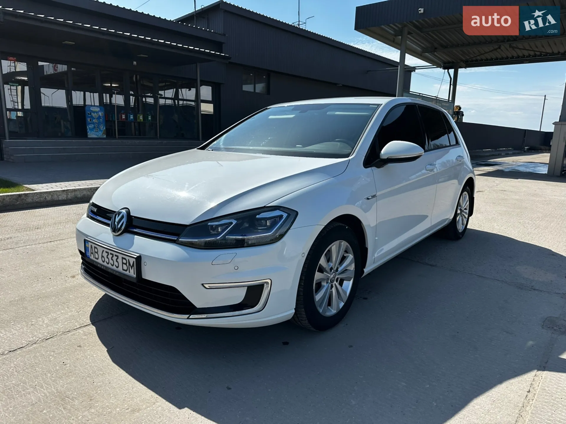 2017 Volkswagen Golf - мініатюра 2