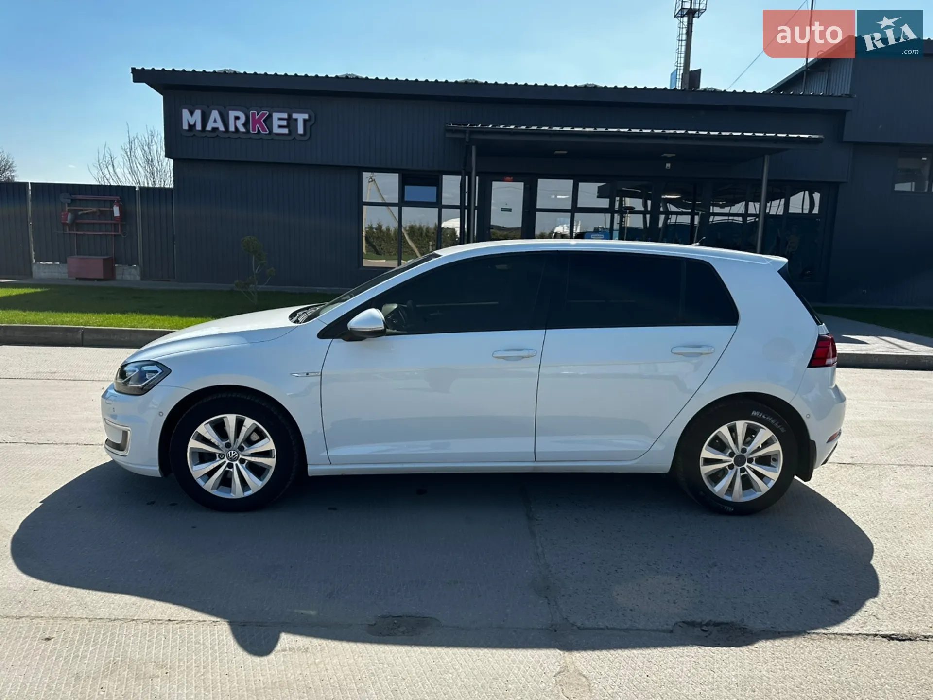 2017 Volkswagen Golf - мініатюра 8