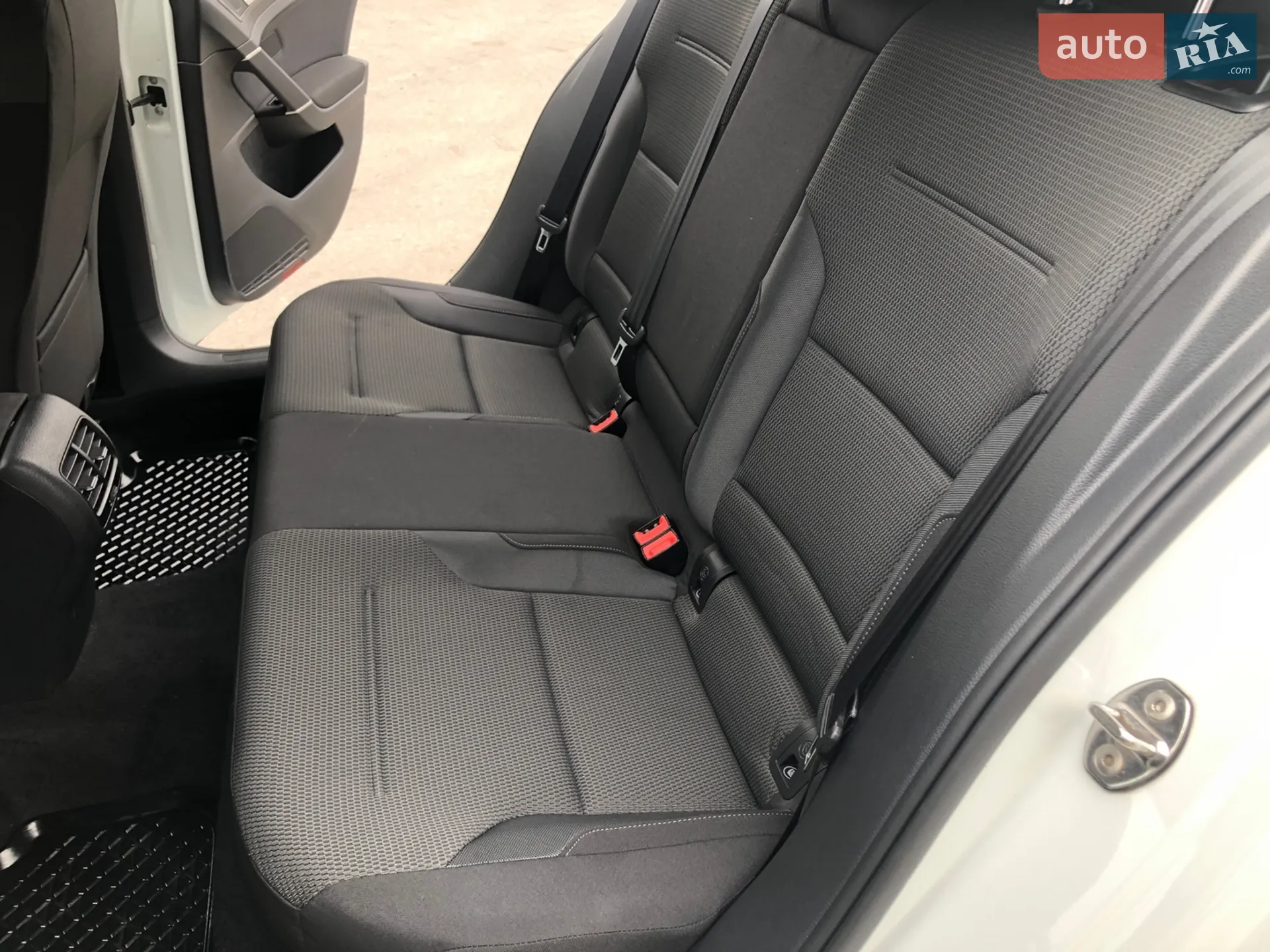 2017 Volkswagen Golf - мініатюра 12