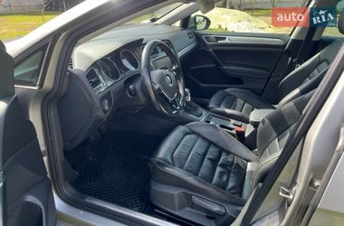 Хетчбек Volkswagen e-Golf 2016 в Львові