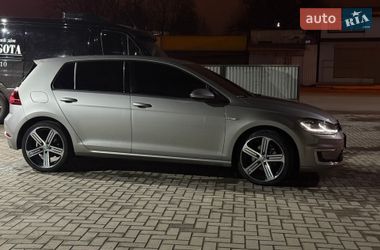 Хэтчбек Volkswagen e-Golf 2018 в Каменец-Подольском