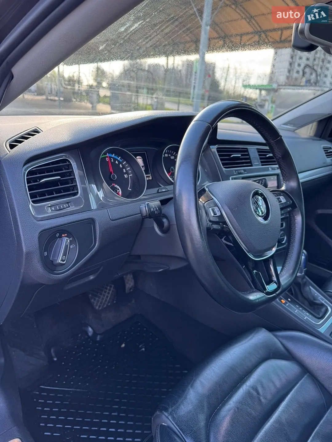 2014 Volkswagen Golf - мініатюра 41