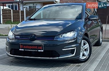 Хетчбек Volkswagen e-Golf 2015 в Білогородці